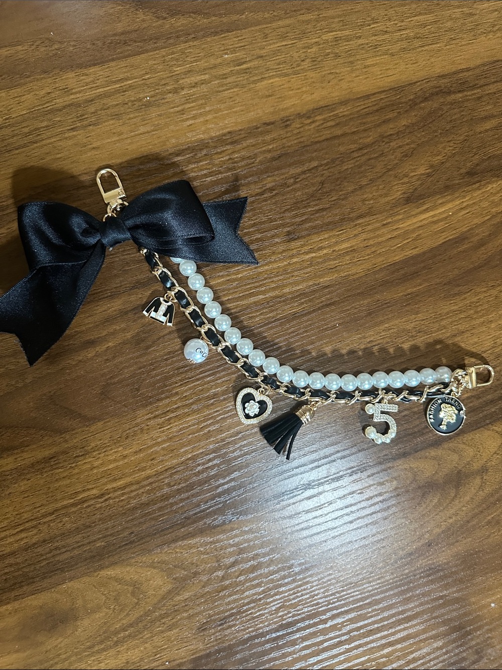 Elegant Black Bow & Pearl Charm Bag Charm